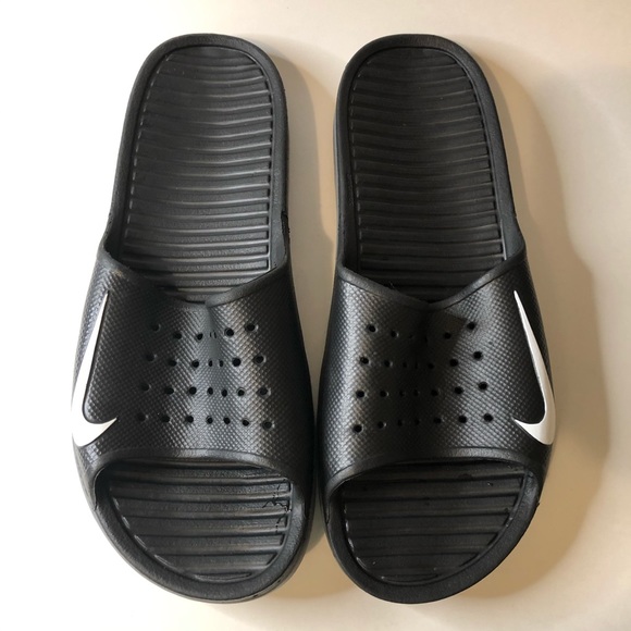 nike soft slides